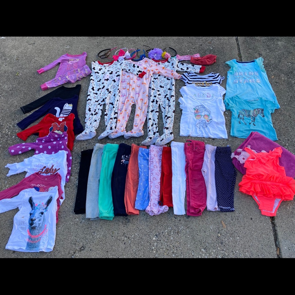 Girls clothes lot
